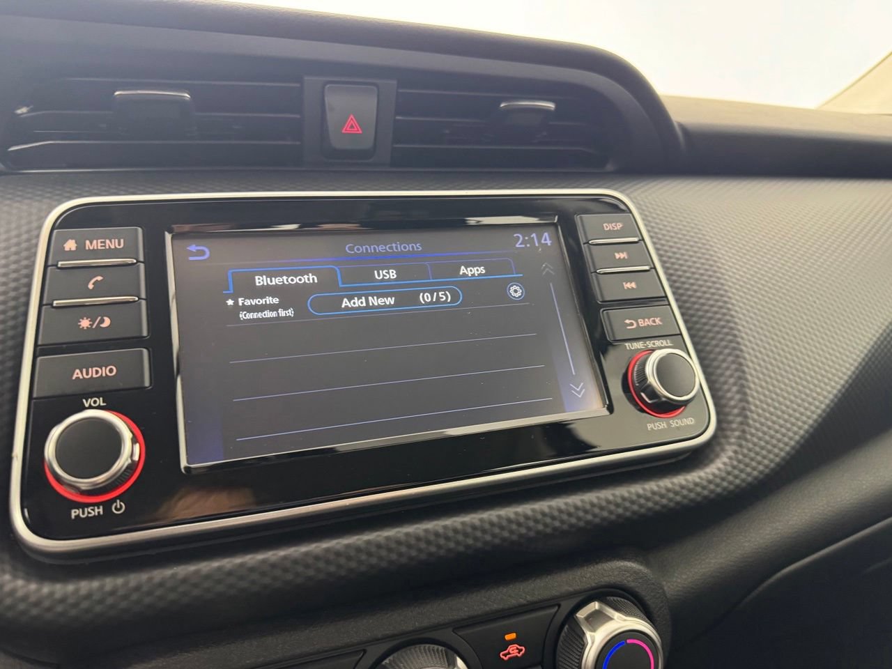 Used 2024 Nissan Kicks S FWD image 18