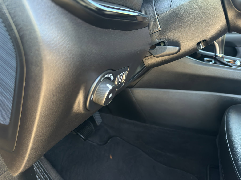 Used 2022 Jeep Compass Trailhawk w/ Sun and Sound Group image 14