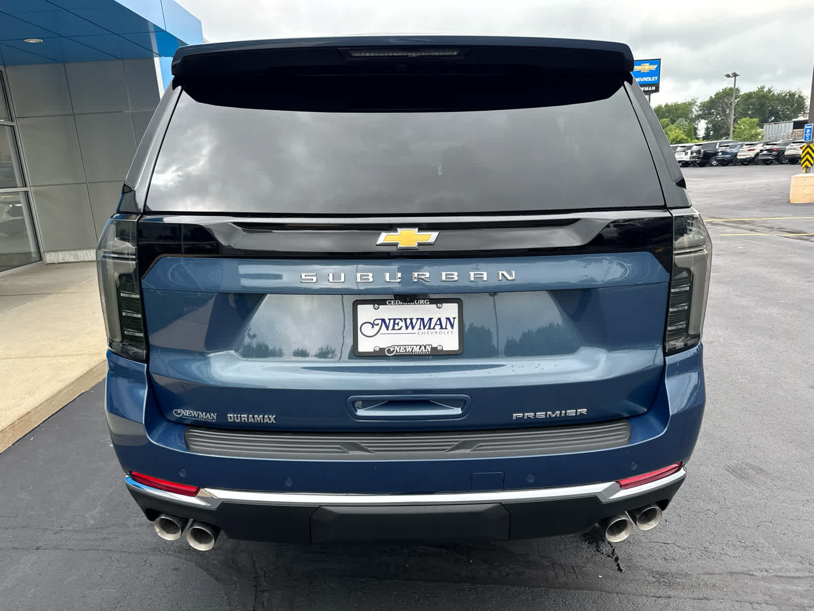 New 2026 Chevrolet Suburban Premier w/ Sun And Tow Package AWD/4WD image 9