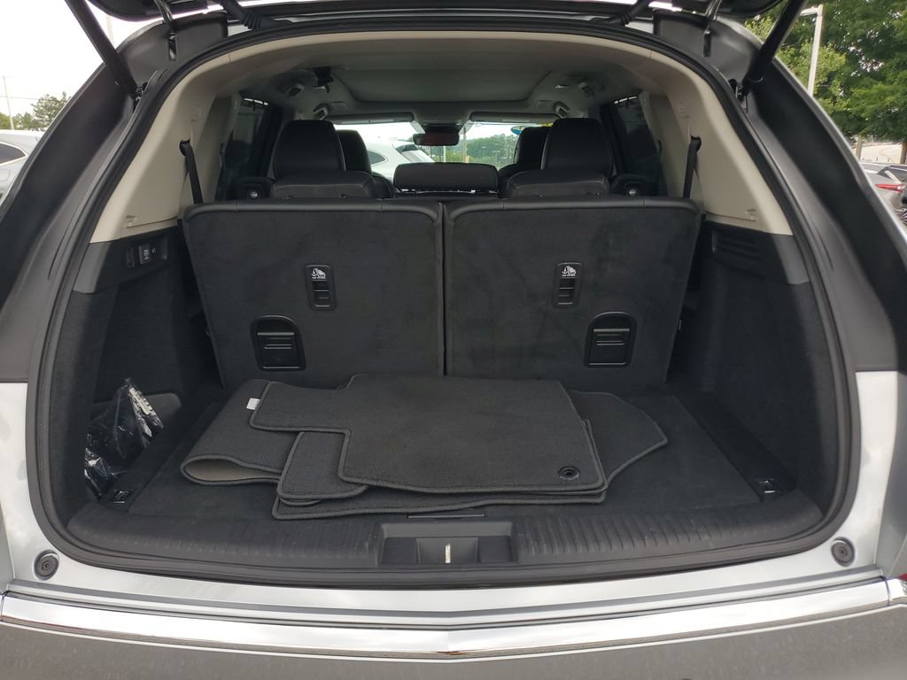 Certified 2026 Acura MDX w/ Technology Package FWD image 9