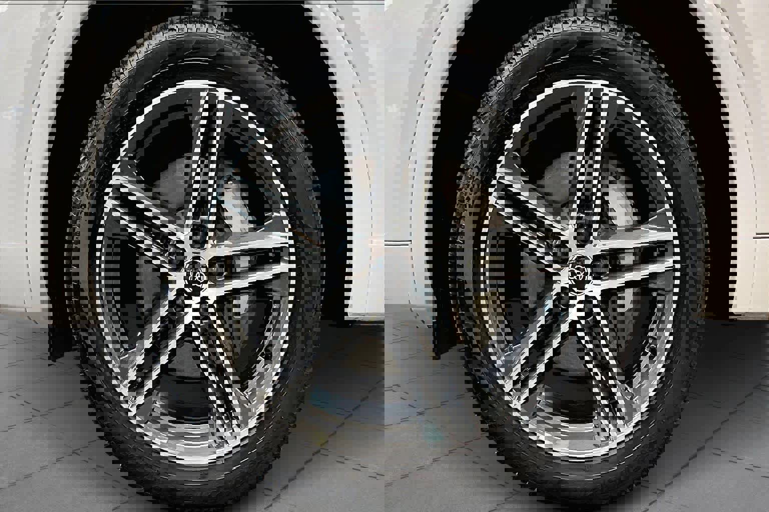 Certified 2025 Audi Q5 e Premium Plus image 10