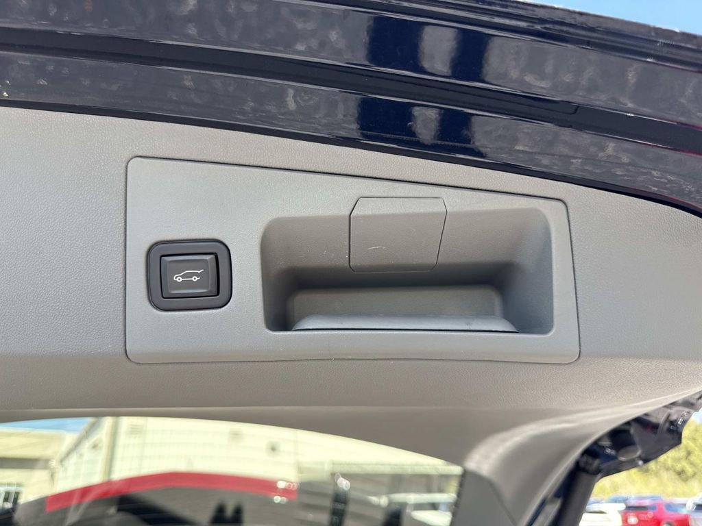 Certified 2021 Cadillac XT5 Premium Luxury image 12