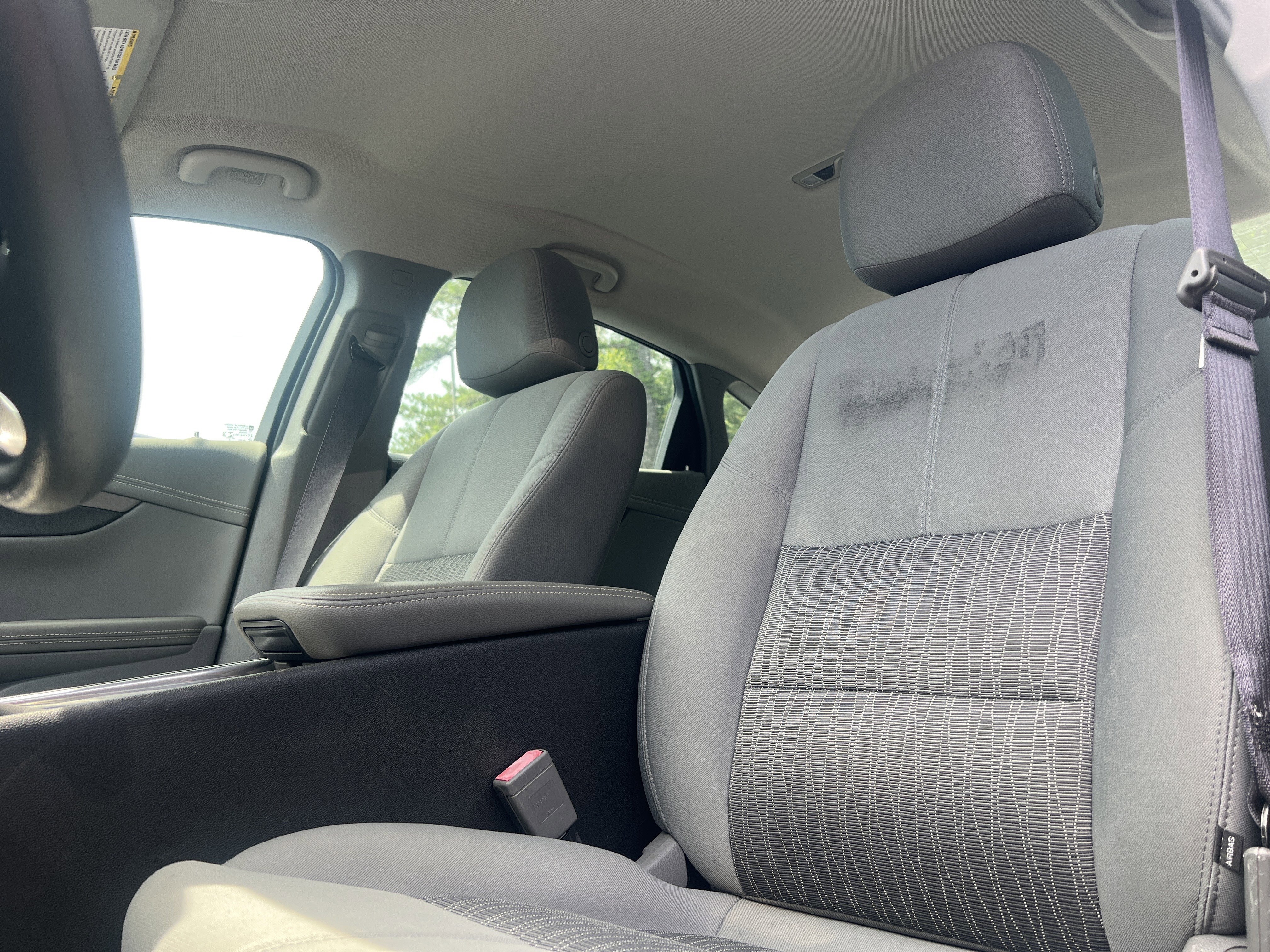 Used 2017 Chevrolet Impala LS FWD image 3