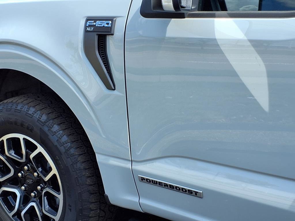 Used 2023 Ford F150 XLT w/ Equipment Group 302A High image 28