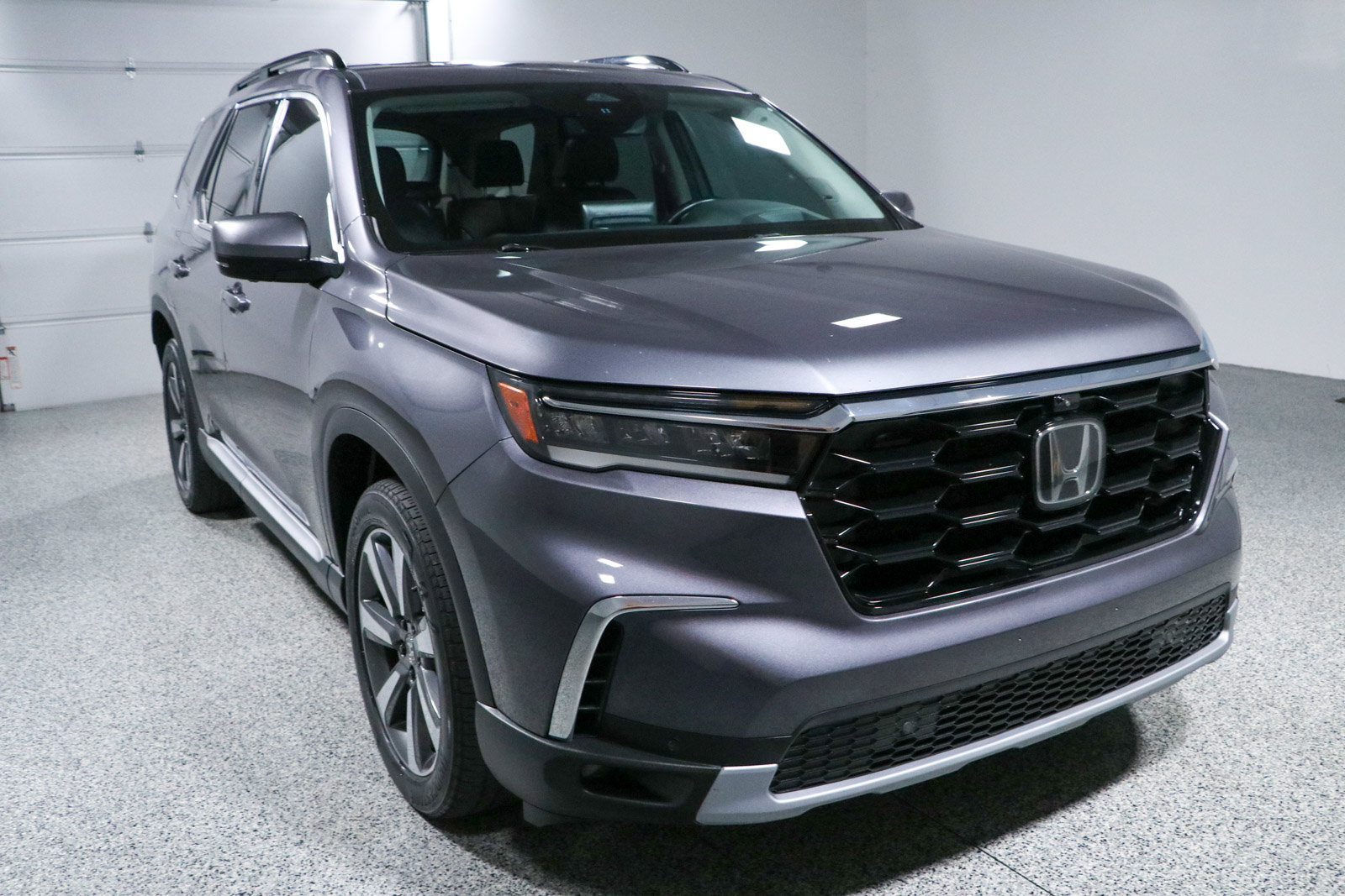 Used 2023 Honda Pilot Elite image 5