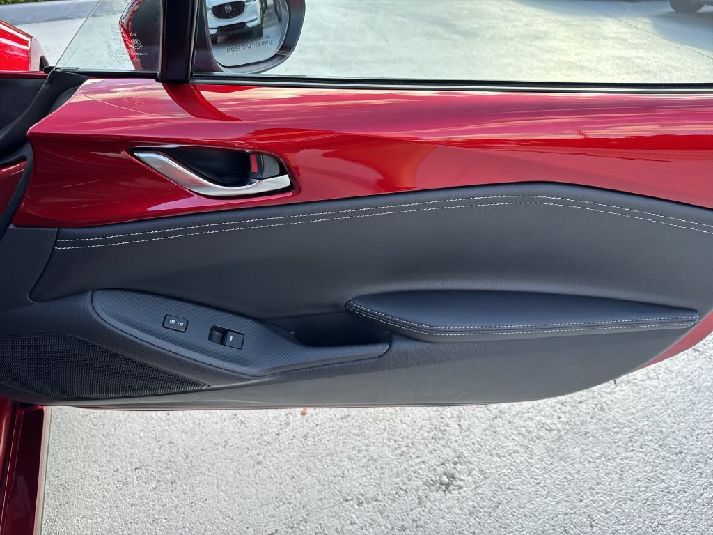 Used 2023 MAZDA MX-5 Miata Grand Touring w/ Weather Package RWD image 41