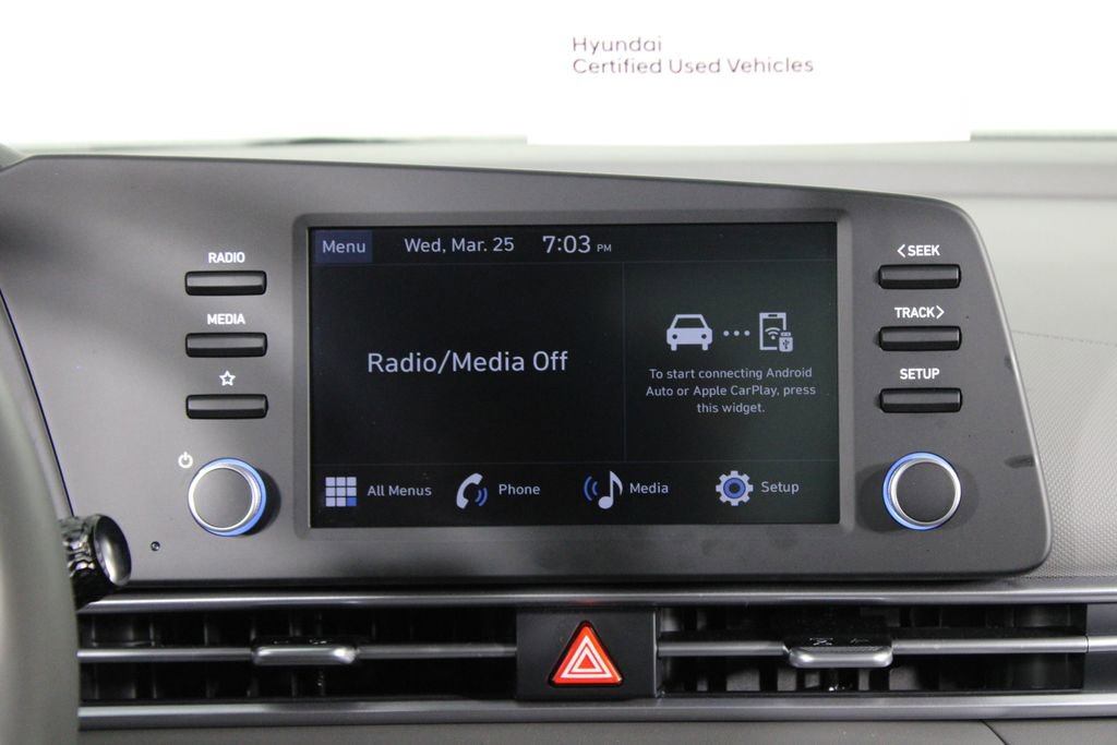 Used 2026 Hyundai Elantra Sport image 9