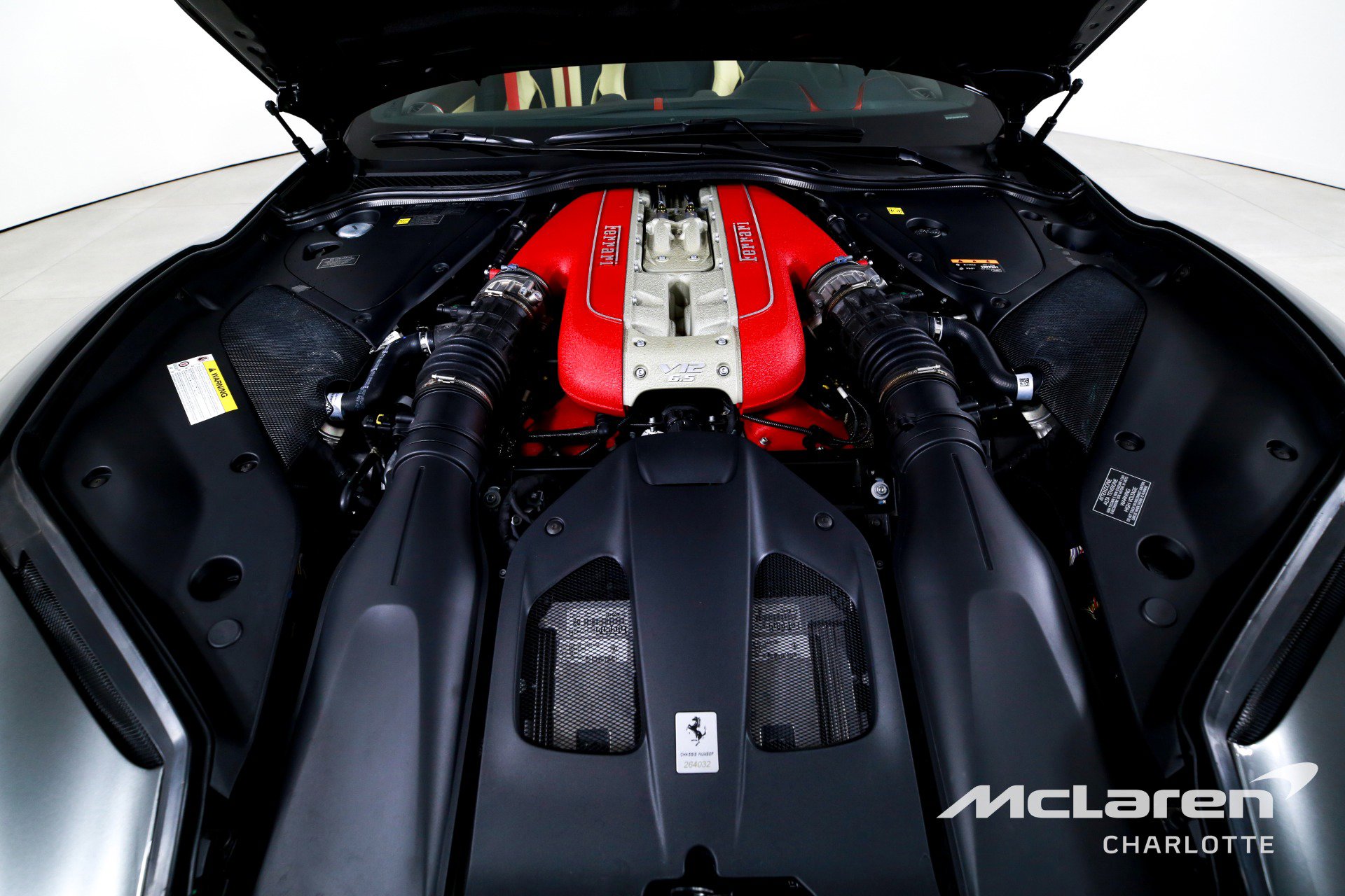 Used 2021 Ferrari 812 GTS RWD image 28