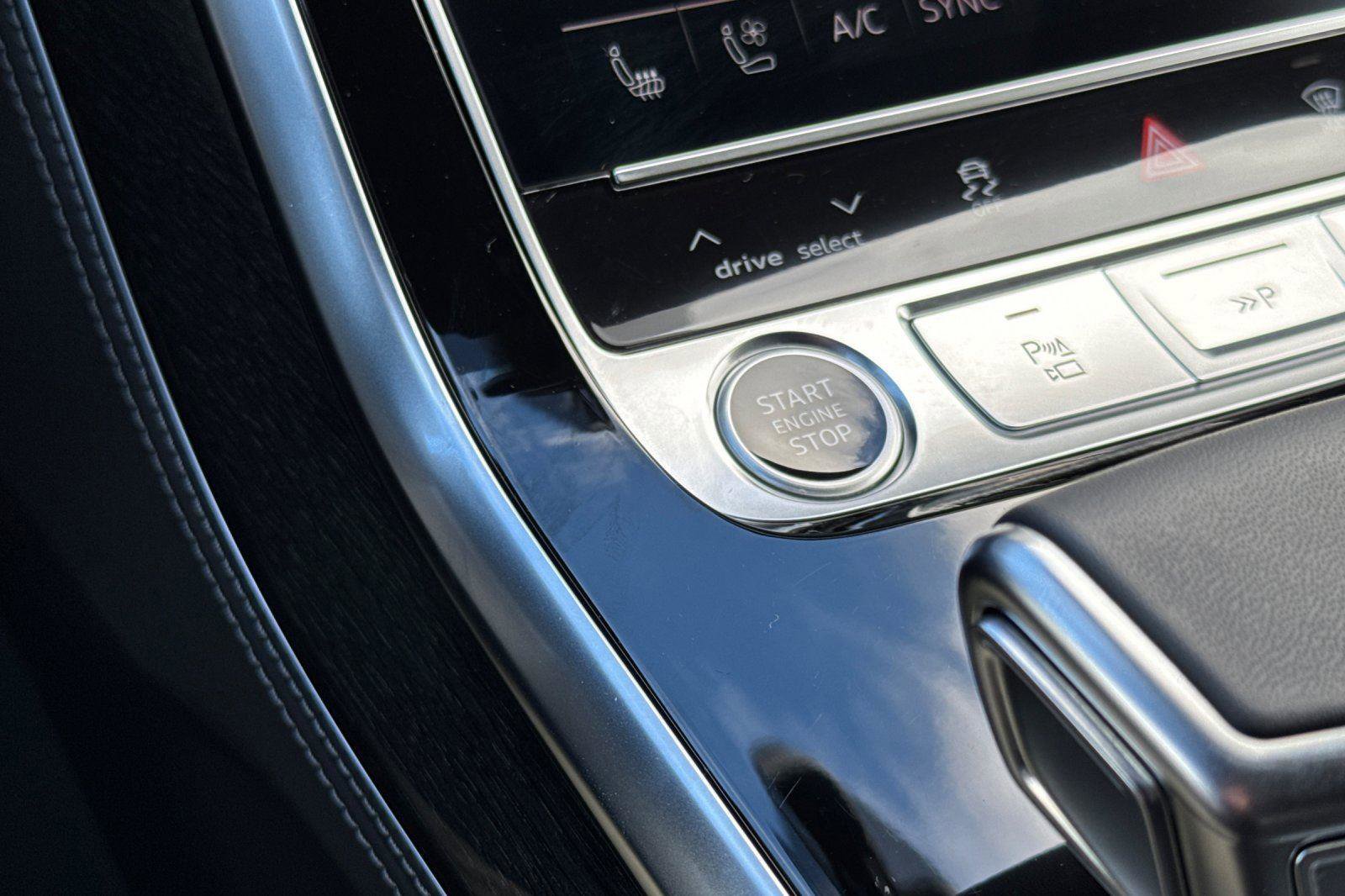 Certified 2025 Audi Q7 3.0T Prestige w/ Prestige Package image 24