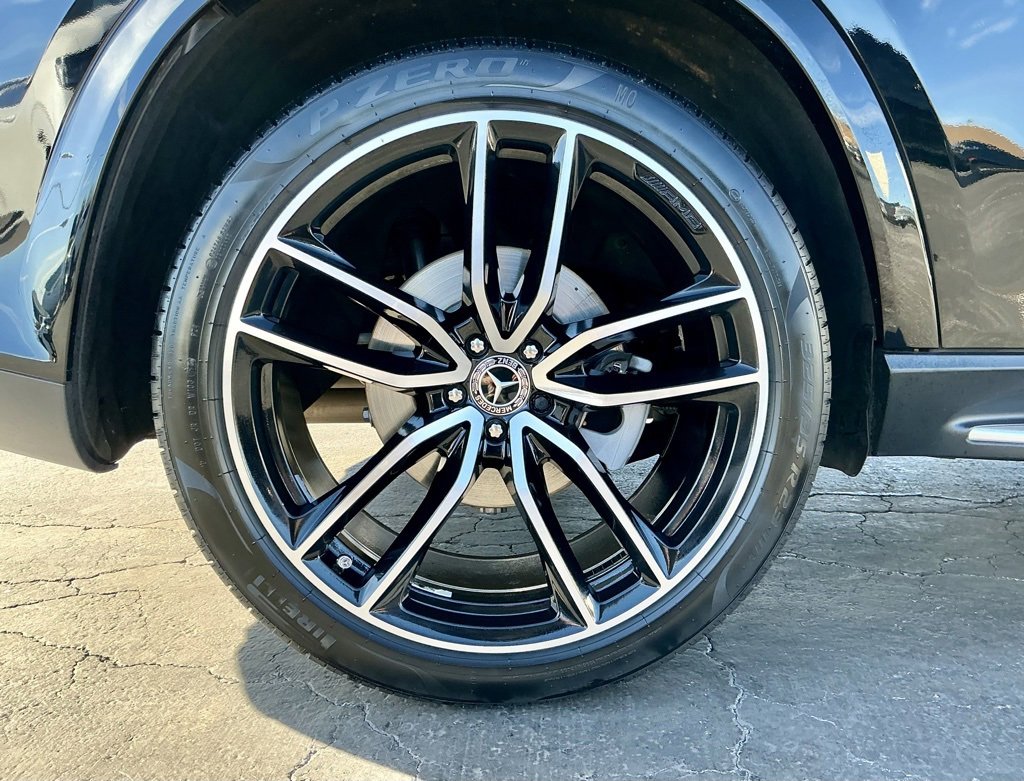 Used 2021 Mercedes-Benz GLS 580 4MATIC image 19