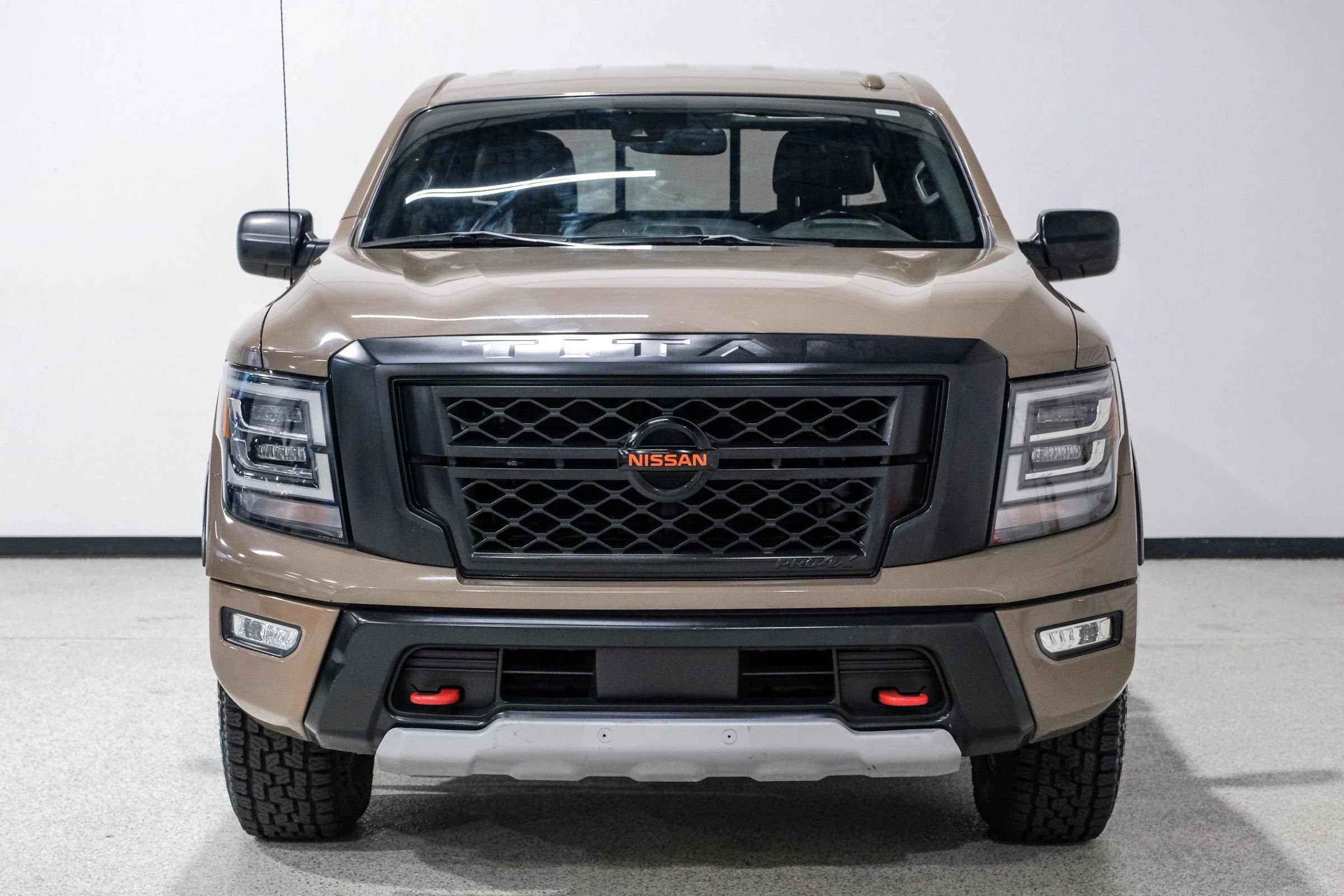 Used 2021 Nissan Titan PRO-4X w/ Off Road Protection Package image 3