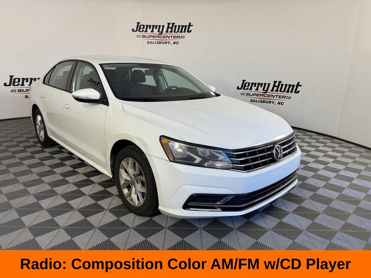 Used 2018 Volkswagen Passat 2.0T S w/ Driver Assistance Package FWD image 7