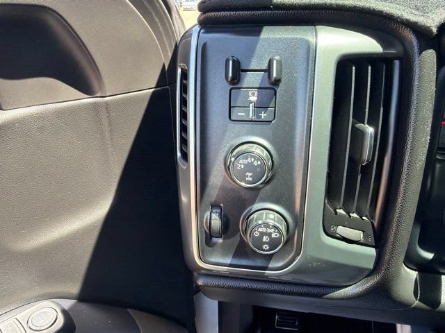 Used 2017 Chevrolet Silverado 1500 LT w/ All Star Edition AWD/4WD image 23
