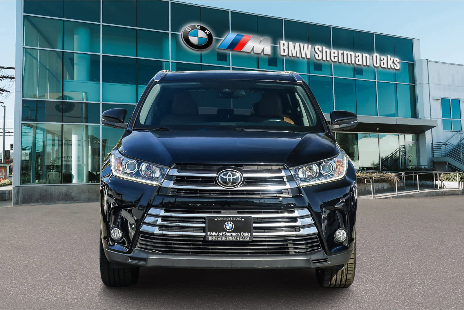 Used 2017 Toyota Highlander Limited image 6