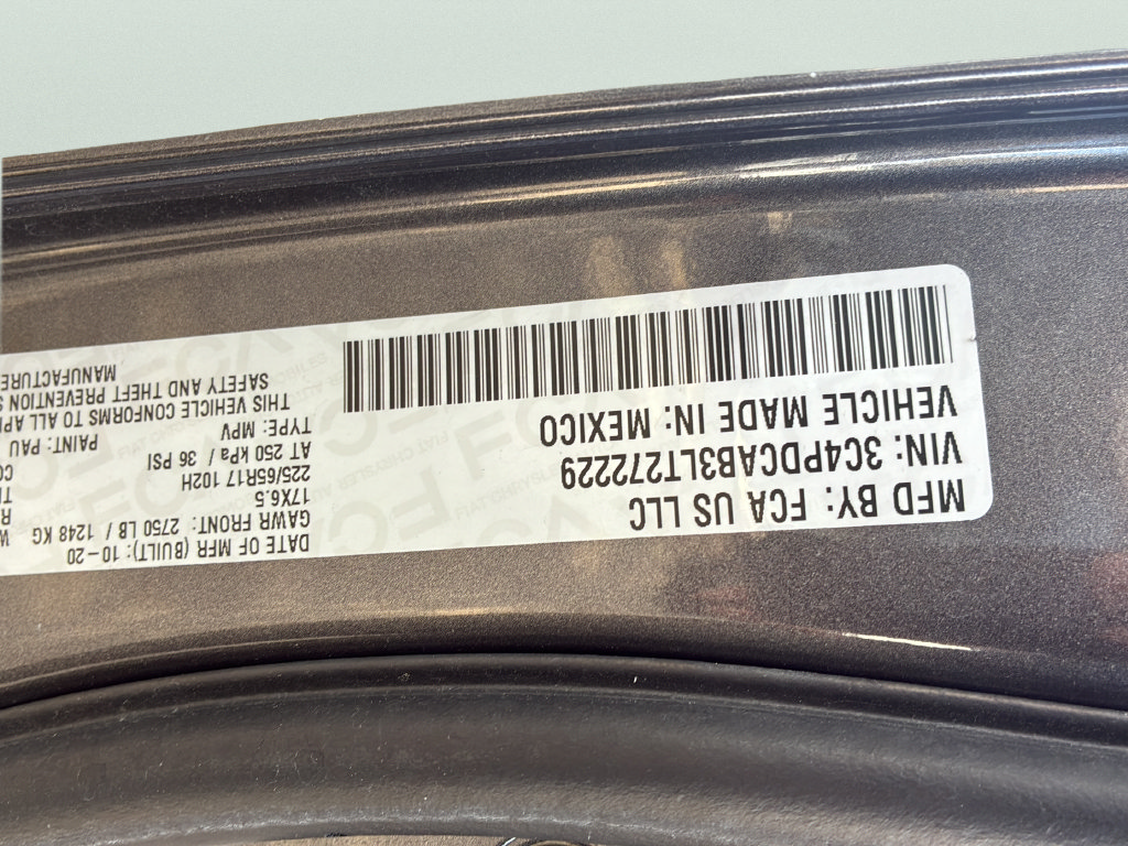 Used 2020 Dodge Journey SE w/ SE Popular Equipment Group FWD image 38