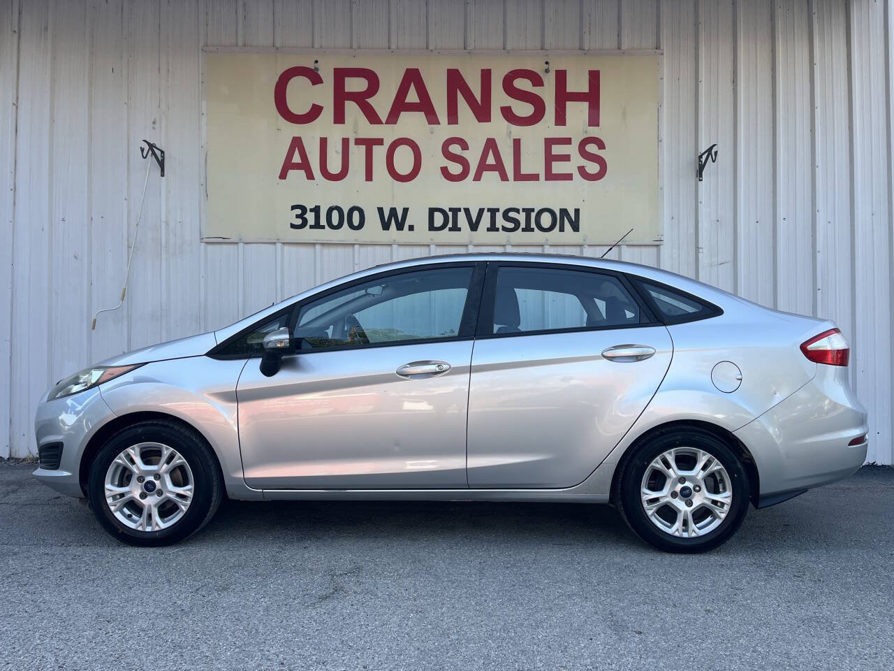 Used 2015 Ford Fiesta SE FWD image 7