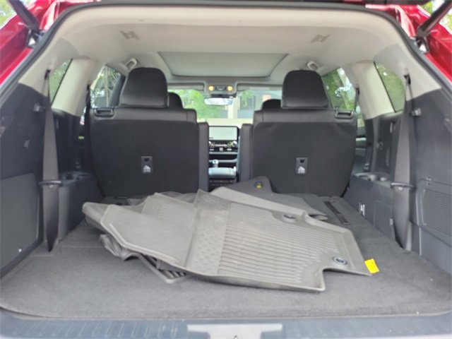 Used 2023 Toyota Highlander Platinum image 9