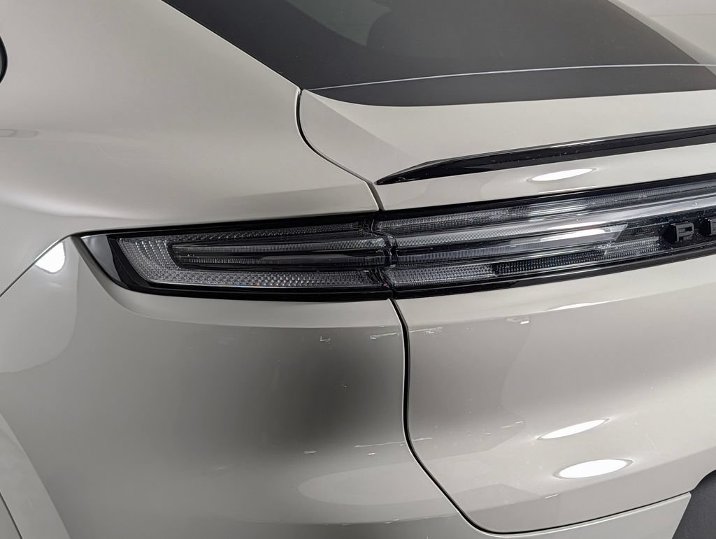 New 2026 Porsche Cayenne Coupe AWD/4WD image 16