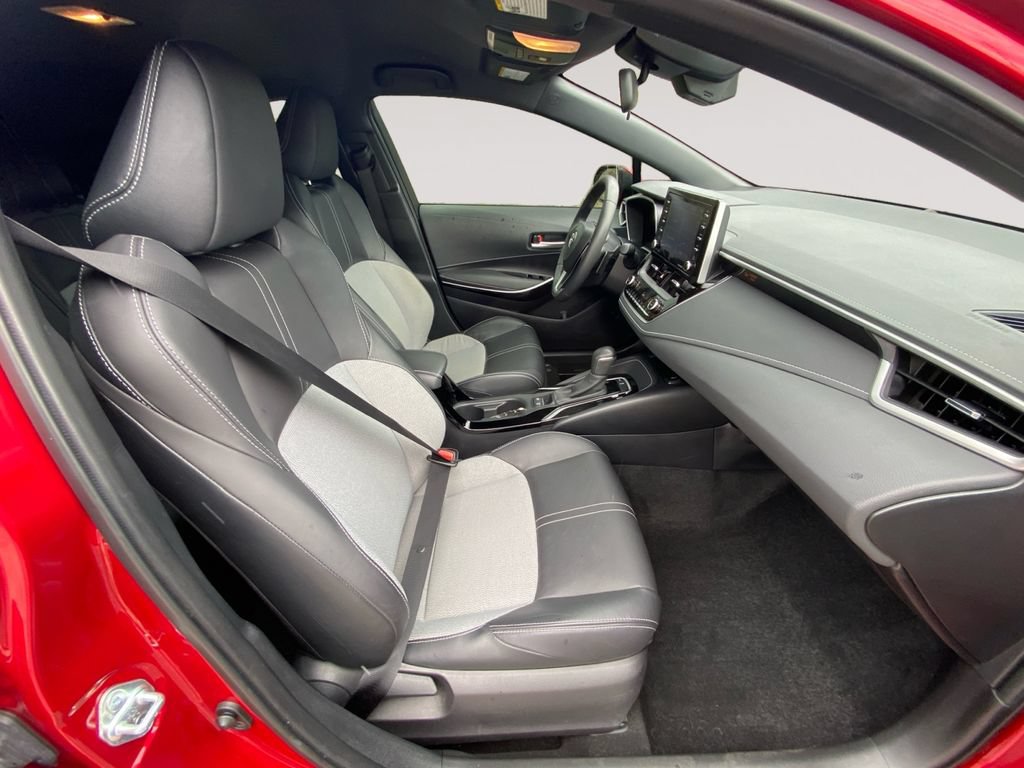 Used 2022 Toyota Corolla XSE FWD image 15