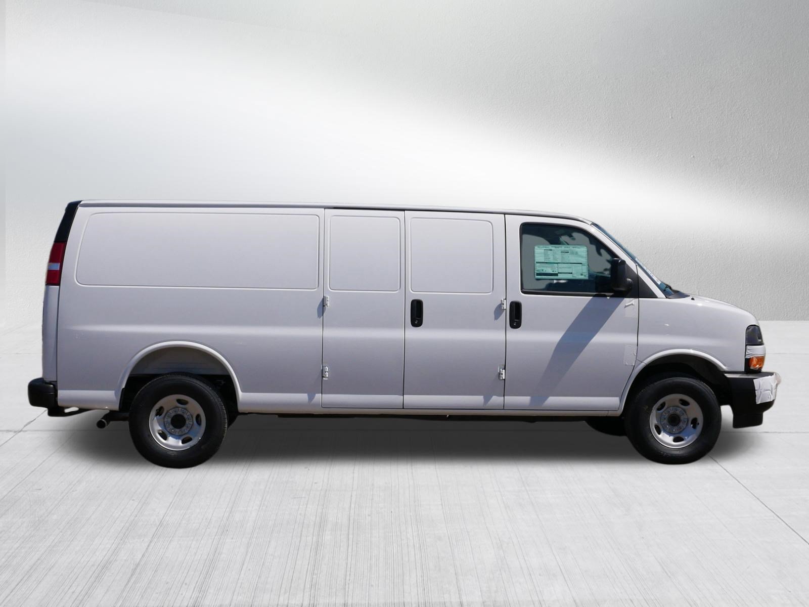 New 2026 Chevrolet Express 3500 Extended w/ Driver Convenience Package RWD image 6