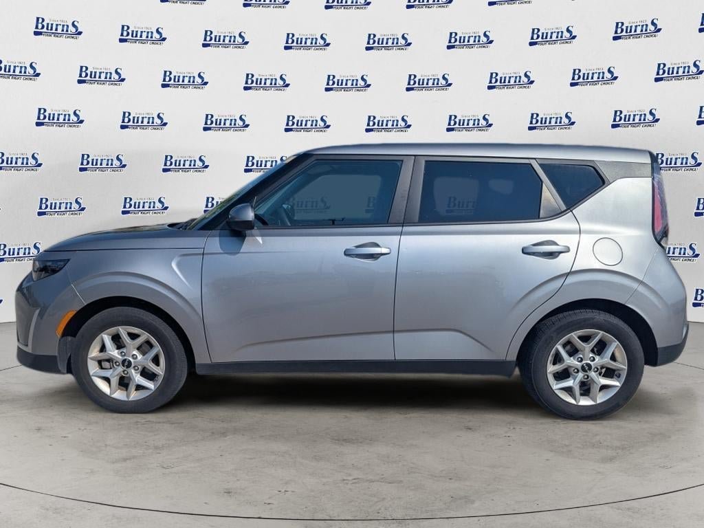 Used 2024 Kia Soul LX w/ Option Group 015 FWD image 6