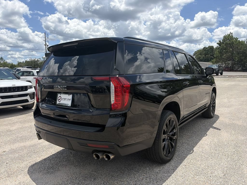 Used 2021 GMC Yukon XL Denali AWD/4WD image 6