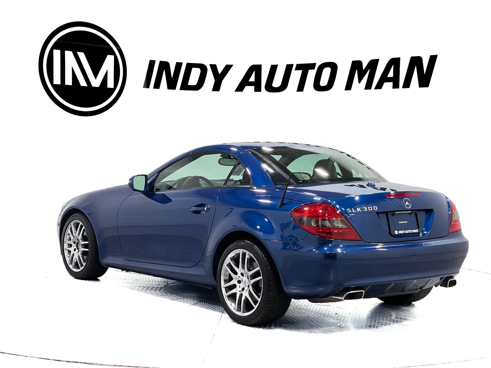 Used 2009 Mercedes-Benz SLK 300 image 6