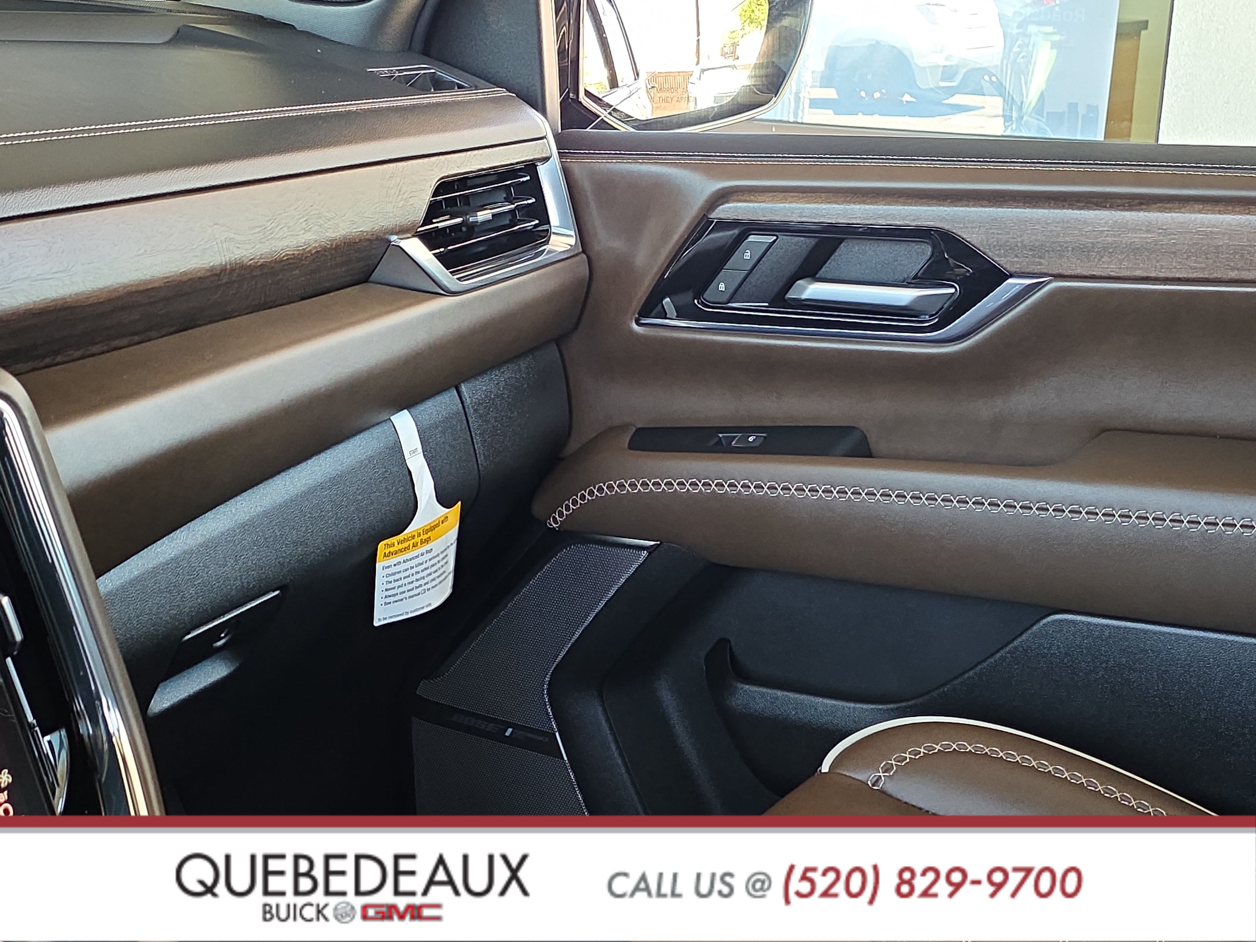 Used 2025 GMC Yukon Denali Ultimate AWD/4WD image 22