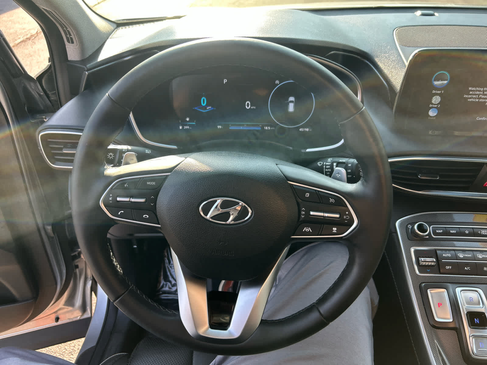 Used 2023 Hyundai Santa Fe Limited AWD/4WD image 17