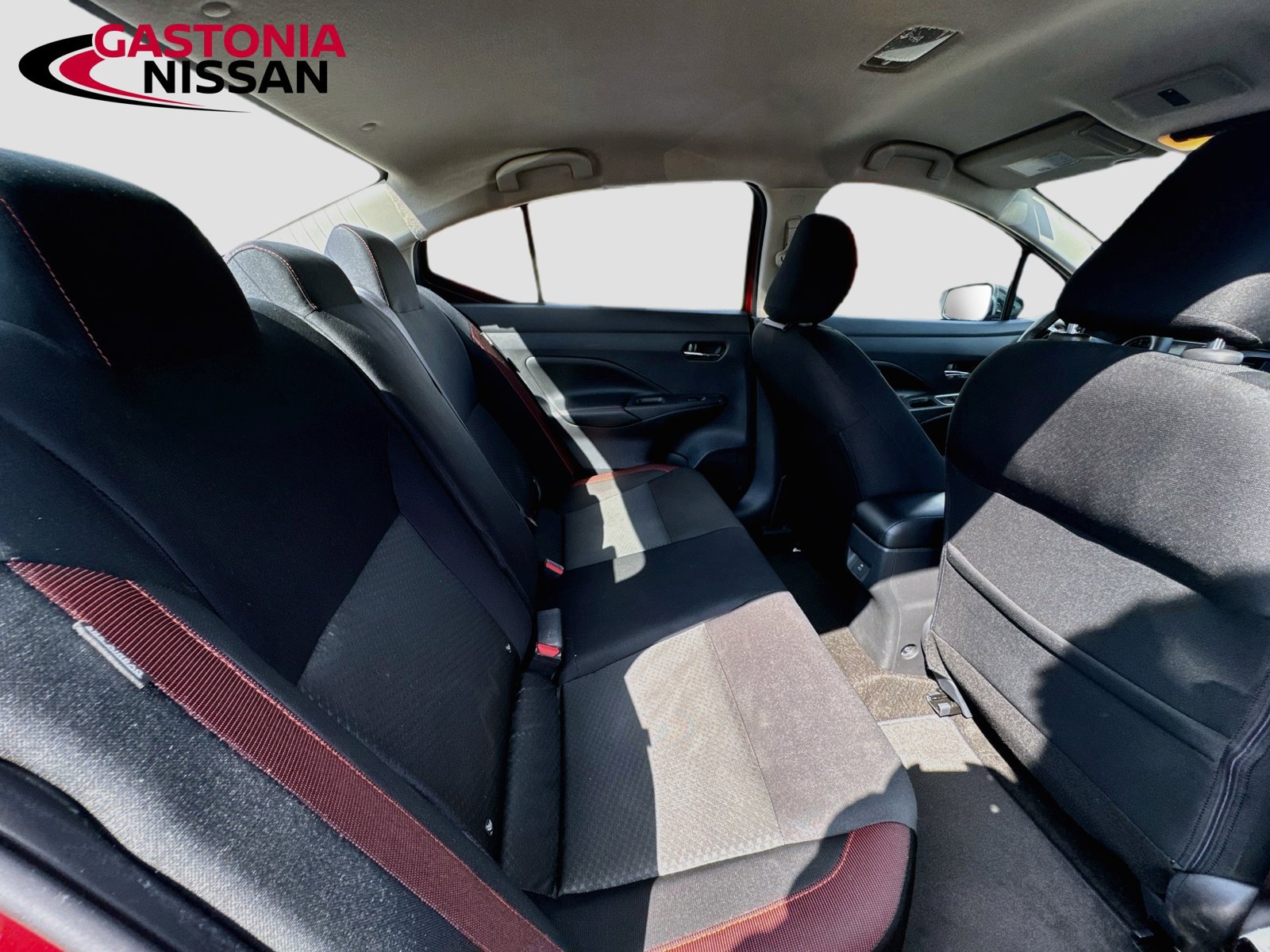 Used 2024 Nissan Versa SR FWD image 35