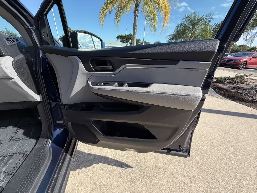 Certified 2024 Honda Odyssey EX-L image 31