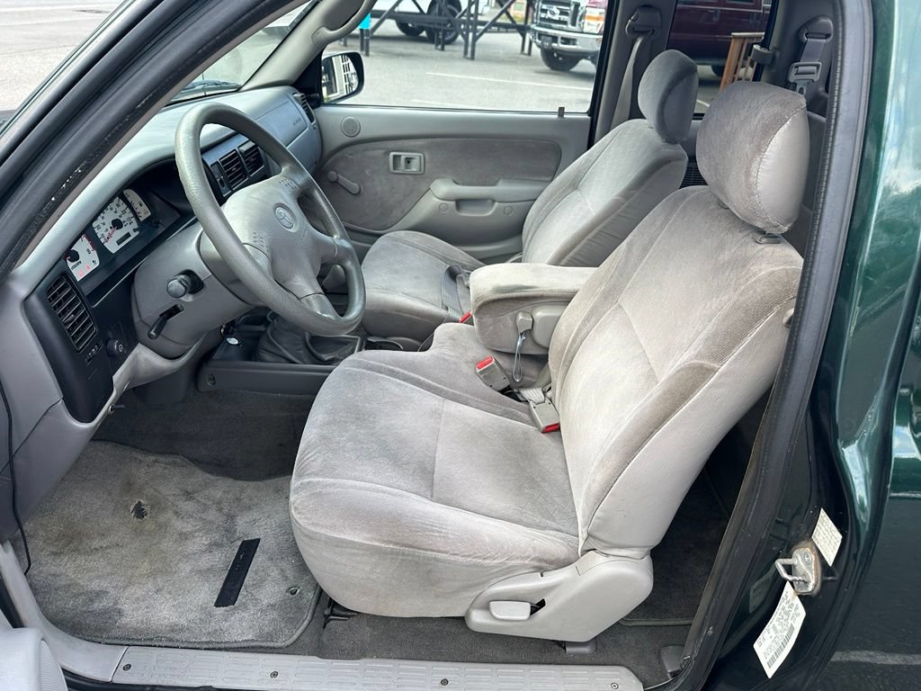 Used 2001 Toyota Tacoma 2WD Xtracab image 9