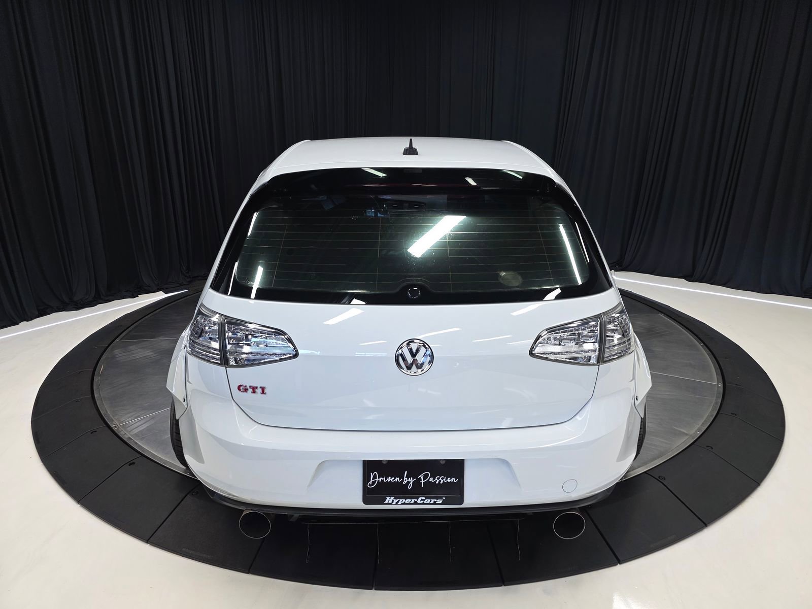 Used 2017 Volkswagen GTI S FWD image 12