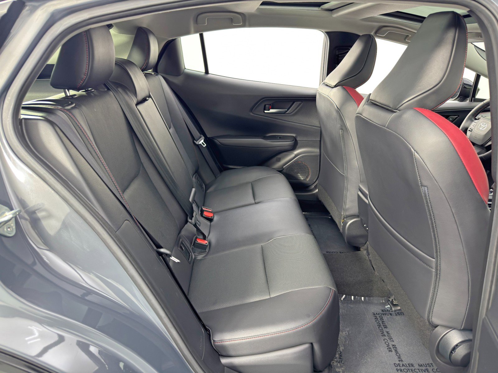 Used 2024 Toyota Prius Prime Premium w/ Advanced Technology Package FWD image 41