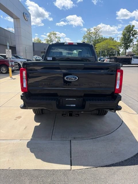 New 2026 Ford F250 XL w/ STX Appearance Package AWD/4WD image 6