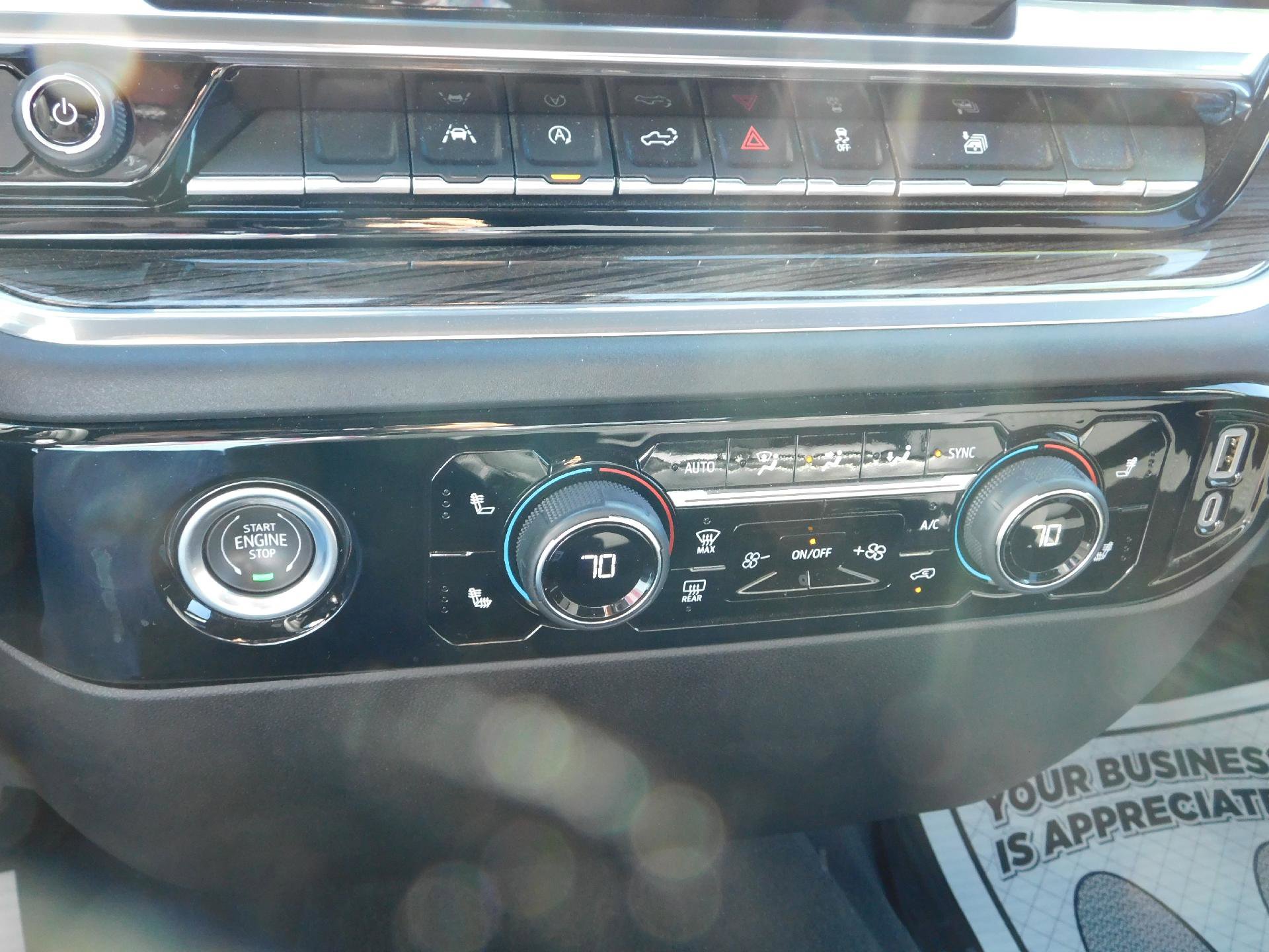 Used 2024 Chevrolet Silverado 1500 LT image 37