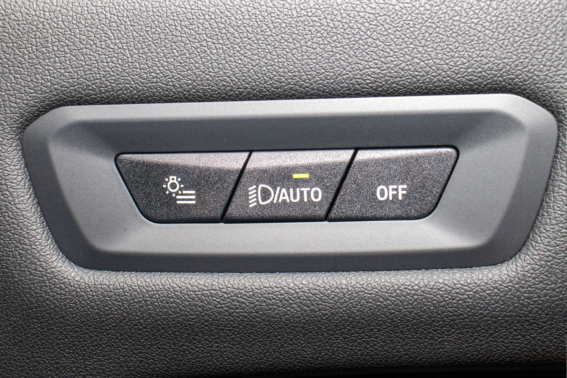 Used 2026 BMW X5 sDrive40i image 28