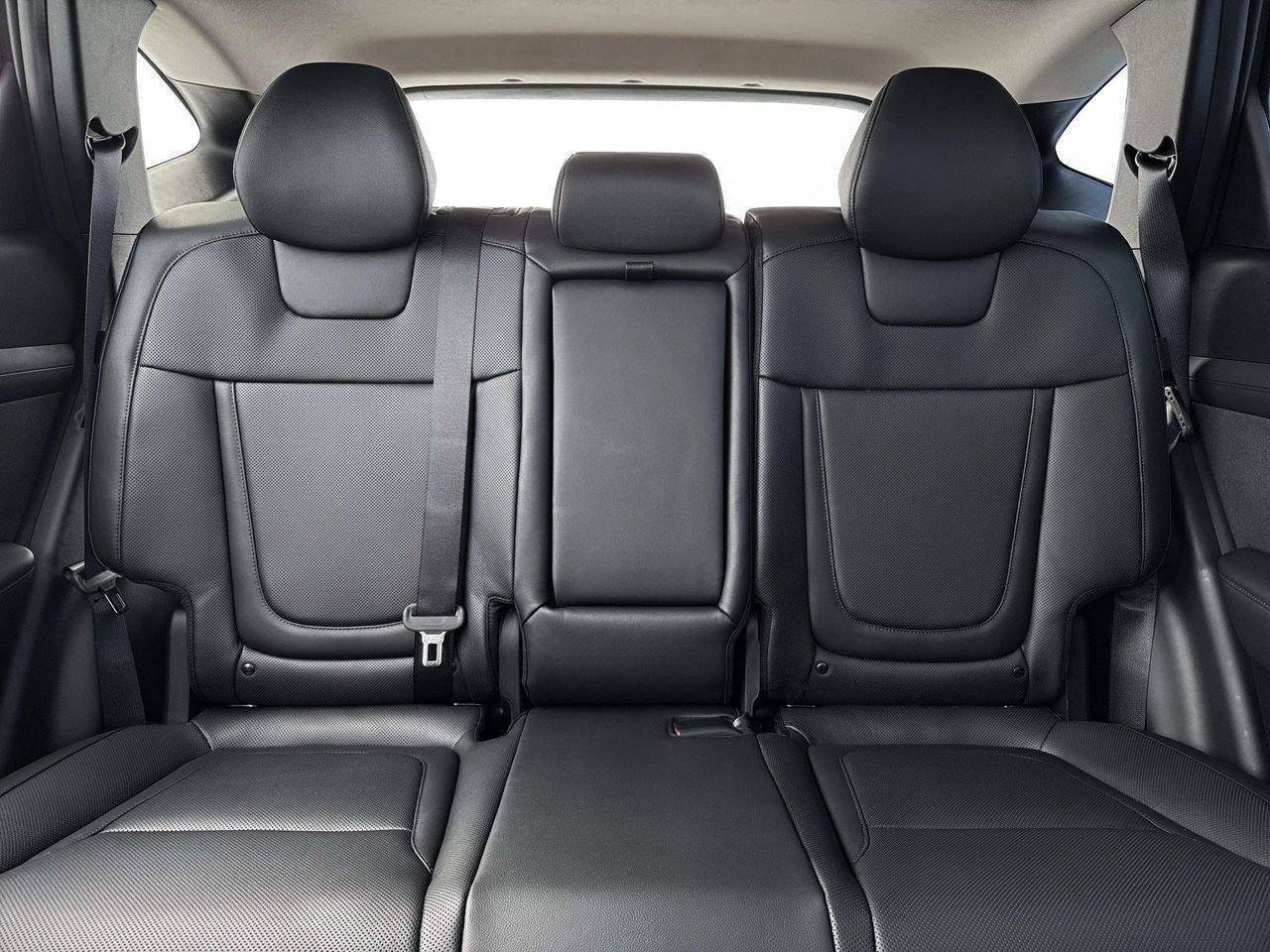 New 2026 Hyundai Tucson Limited AWD/4WD image 16