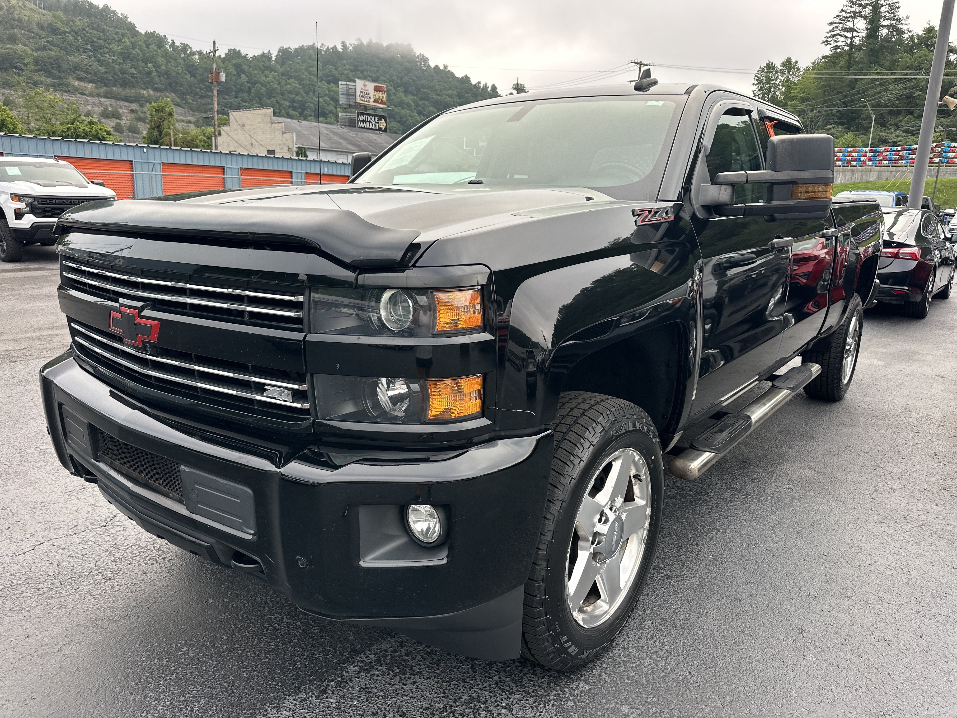 Used 2016 Chevrolet Silverado 2500 LTZ w/ Custom Sport Edition AWD/4WD image 5