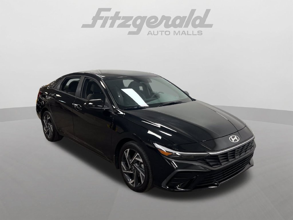 Used 2025 Hyundai Elantra Sport FWD image 8