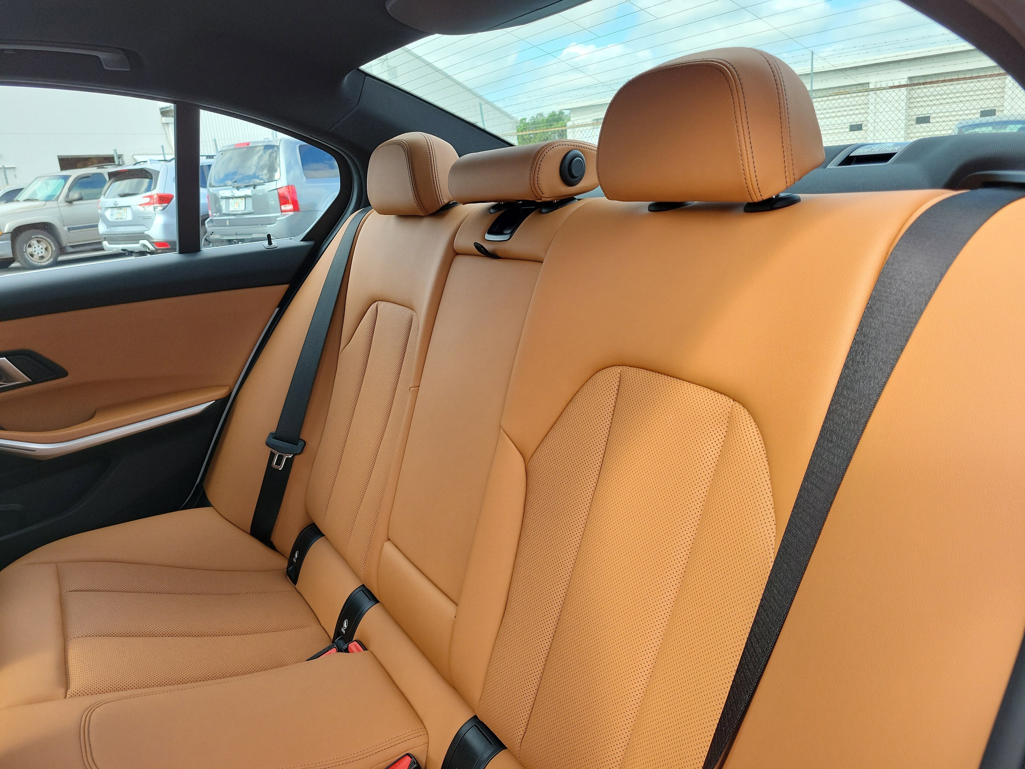 Used 2025 BMW 330i Sedan RWD image 10