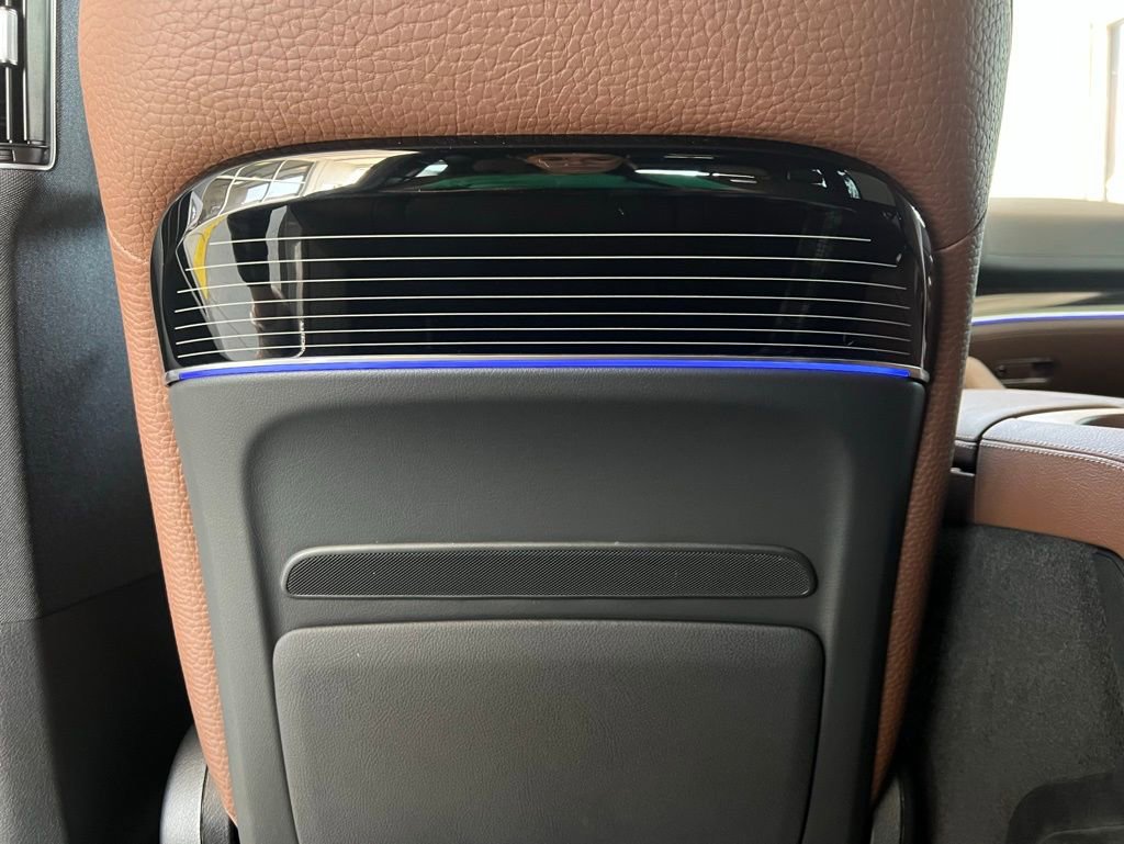 New 2026 Mercedes-Benz GLS 580 4MATIC image 32