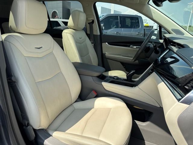 Used 2020 Cadillac XT6 Premium Luxury AWD/4WD image 30