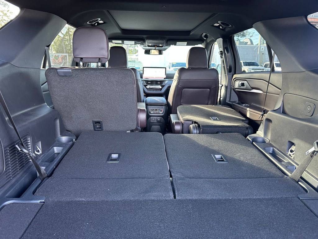 New 2025 Ford Explorer Platinum image 50