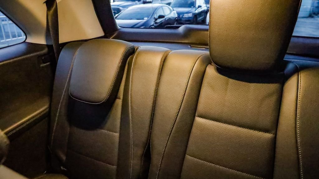 Used 2024 Mercedes-Benz GLS 450 4MATIC image 23