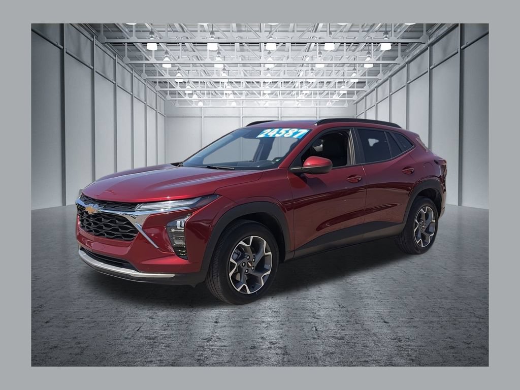 Certified 2025 Chevrolet Trax LT w/ Sunroof Package