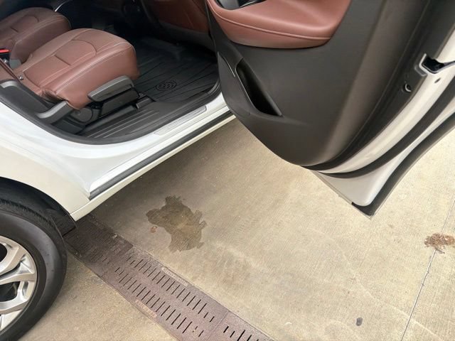 Used 2020 Buick Enclave Avenir FWD image 34