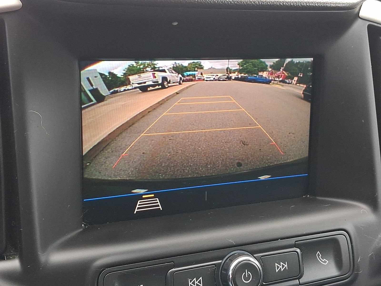 Used 2020 GMC Terrain SLE w/ Driver Convenience Package AWD/4WD image 18