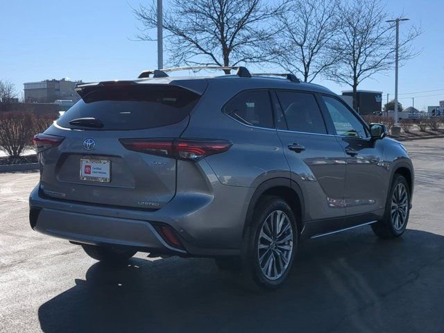 Certified 2025 Toyota Highlander Limited image 5