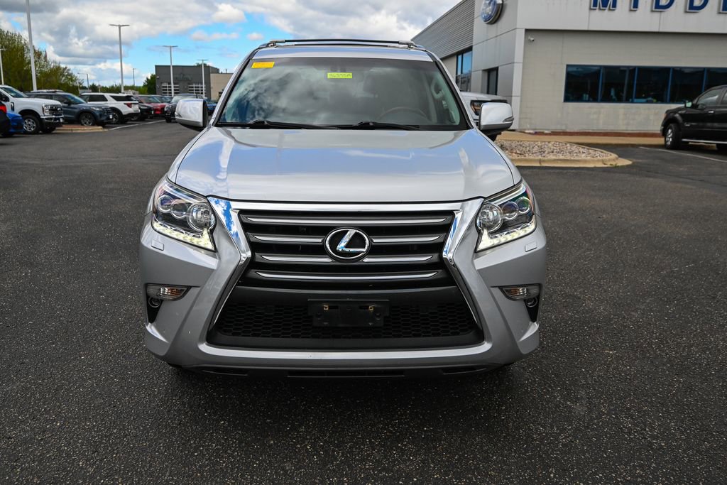 Used 2017 Lexus GX 460 Premium w/ Premium Package AWD/4WD image 9